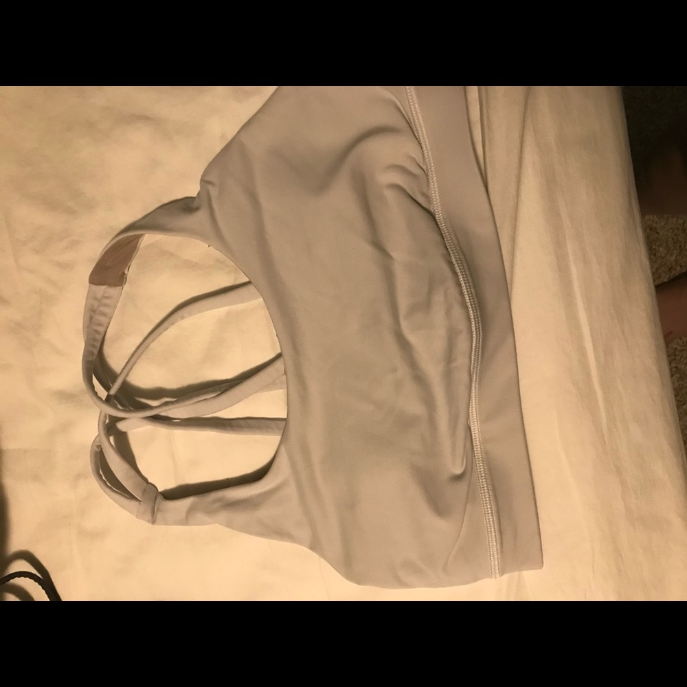 Lululemon energy bra